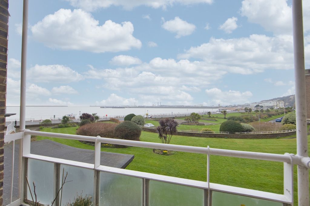 Property photo 2 of 10 Picture 2