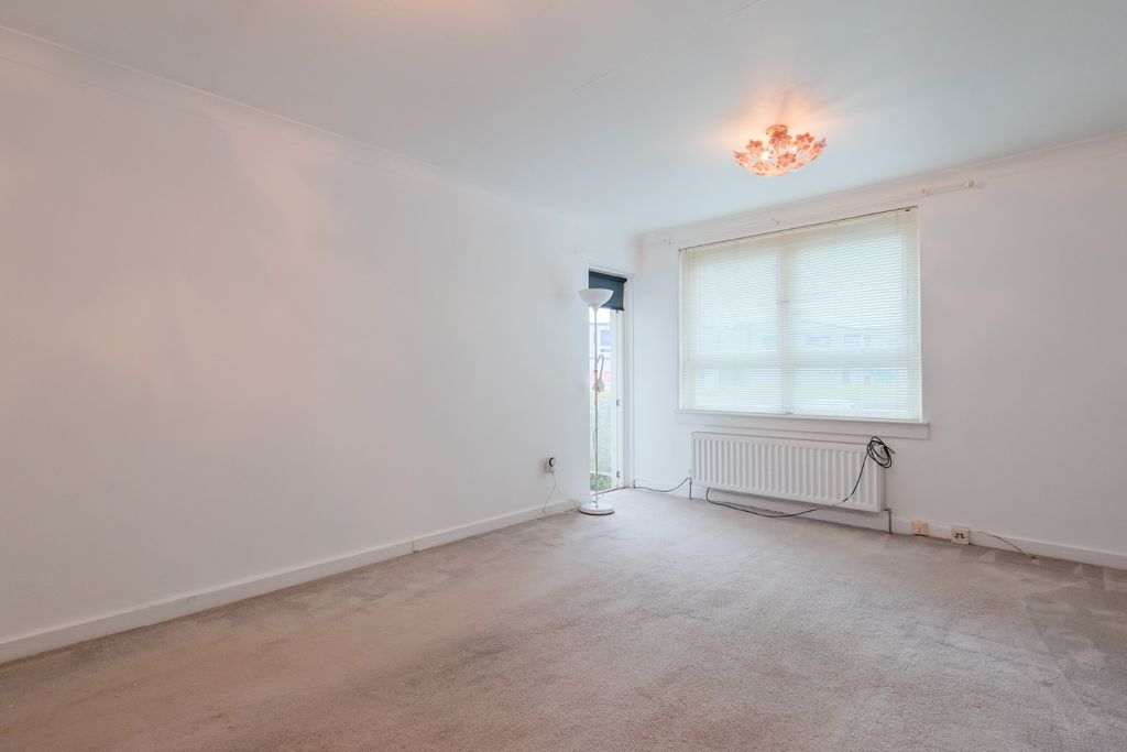 Property photo 2 of 26 893393