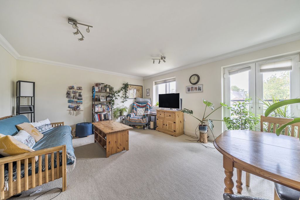 Property photo 2 of 16 1347577-6-68B82c1...