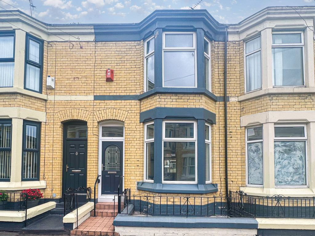 Property photo 1 of 10 Photo 11