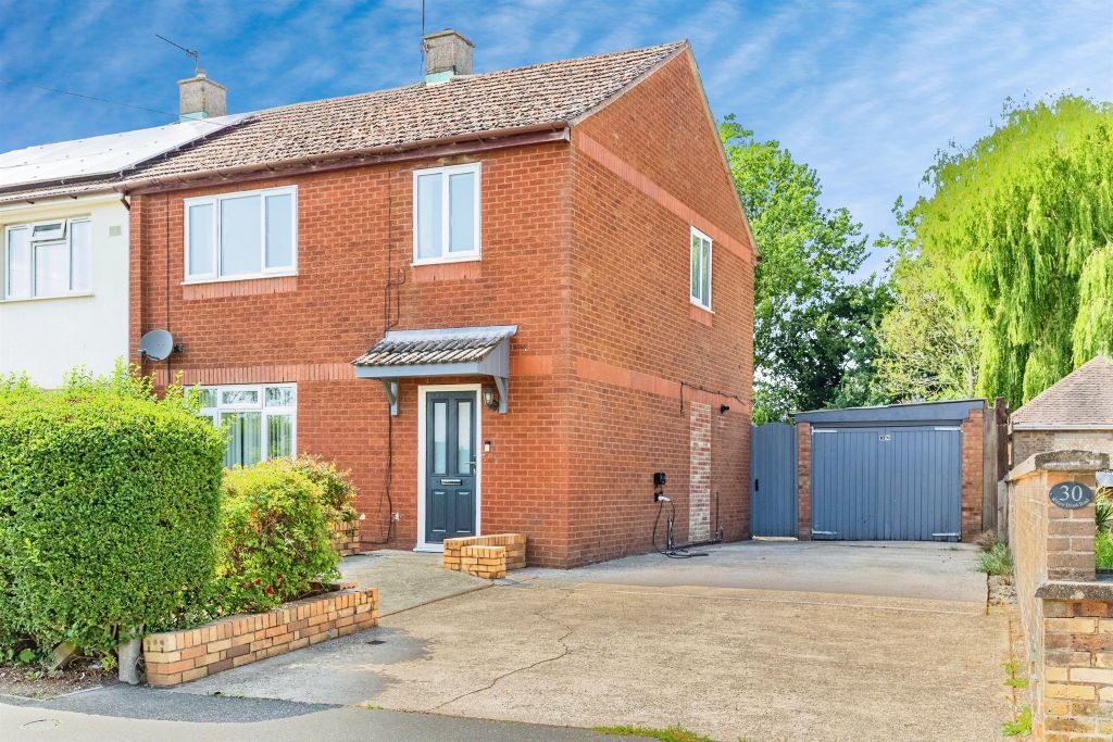 Property photo 1 of 17