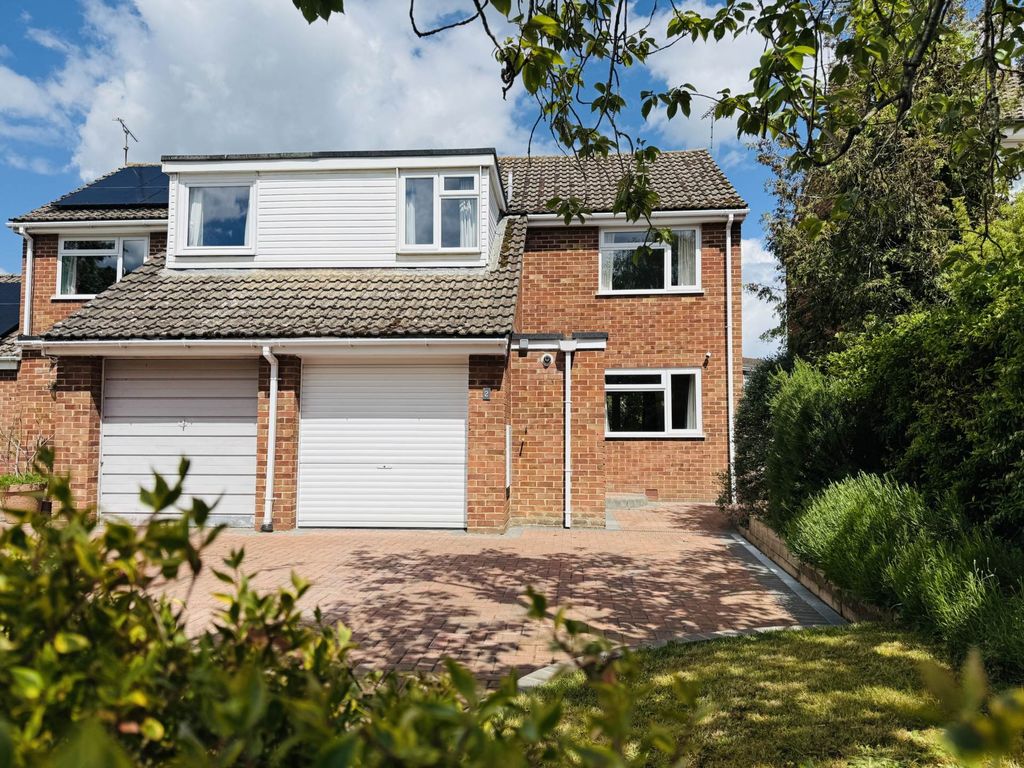 Property photo 1 of 16