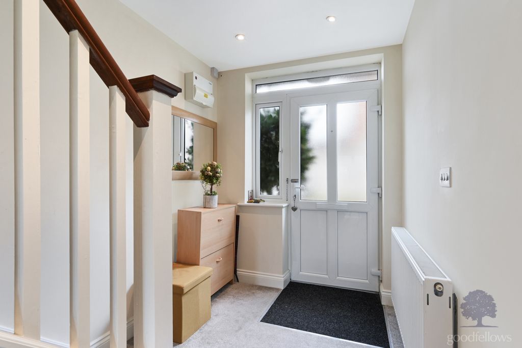 Property photo 2 of 15 Picture No. 36