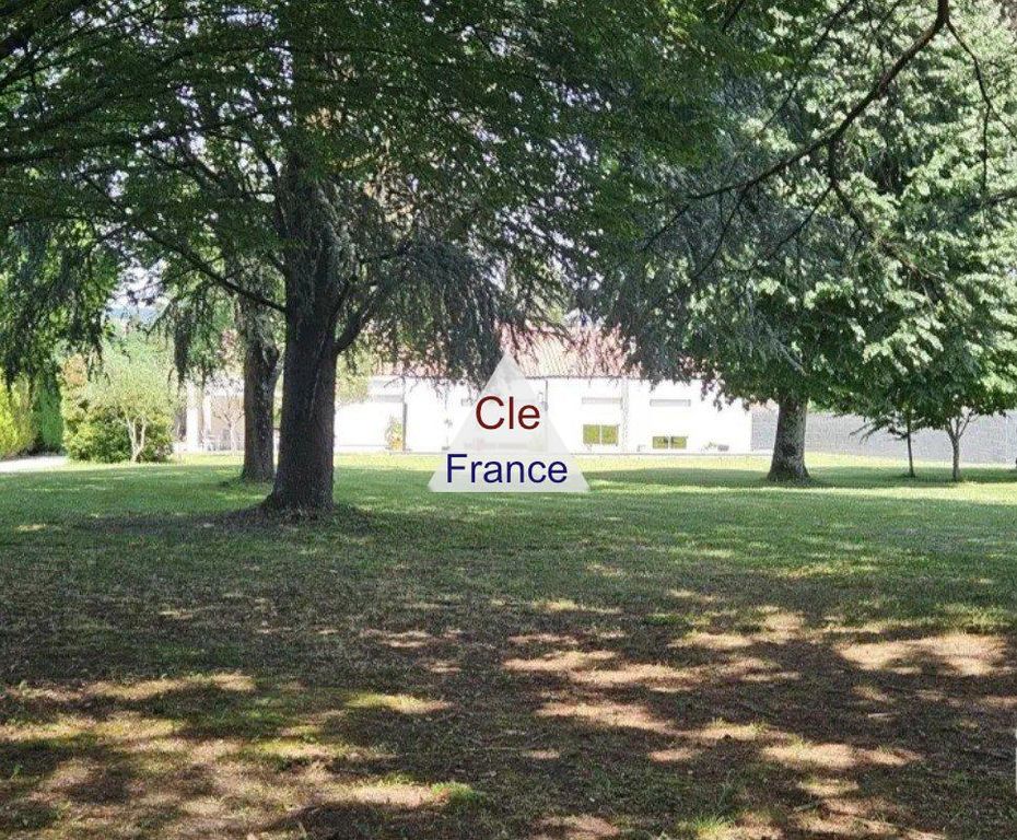 Property photo 3 of 10