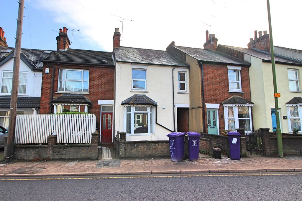 Property photo 1 of 7