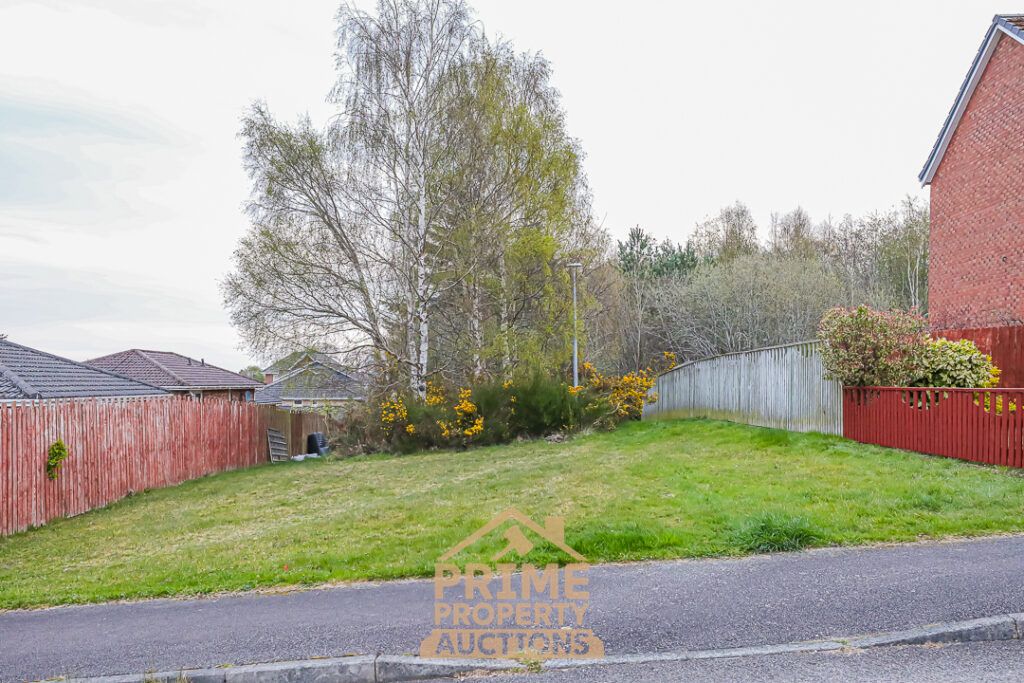 Property photo 2 of 12