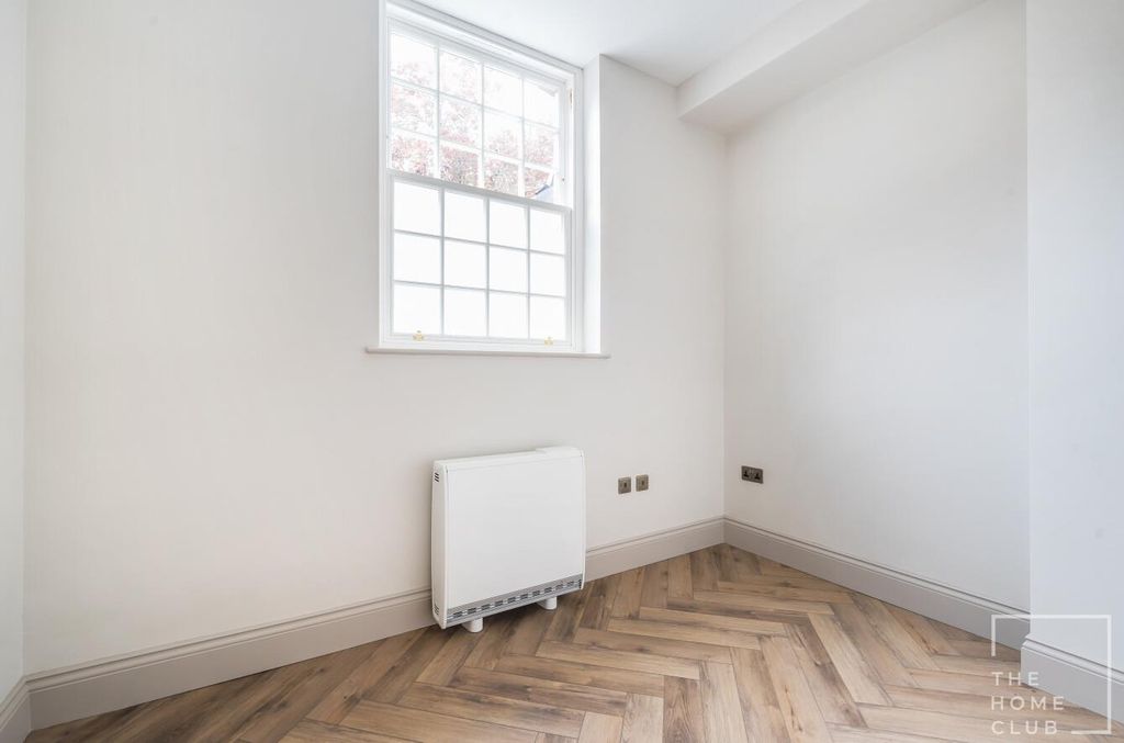 Property photo 2 of 14 7d007Db6-2Ff0-4d95-A818-E3B1Bfeb5d4E.Jpg