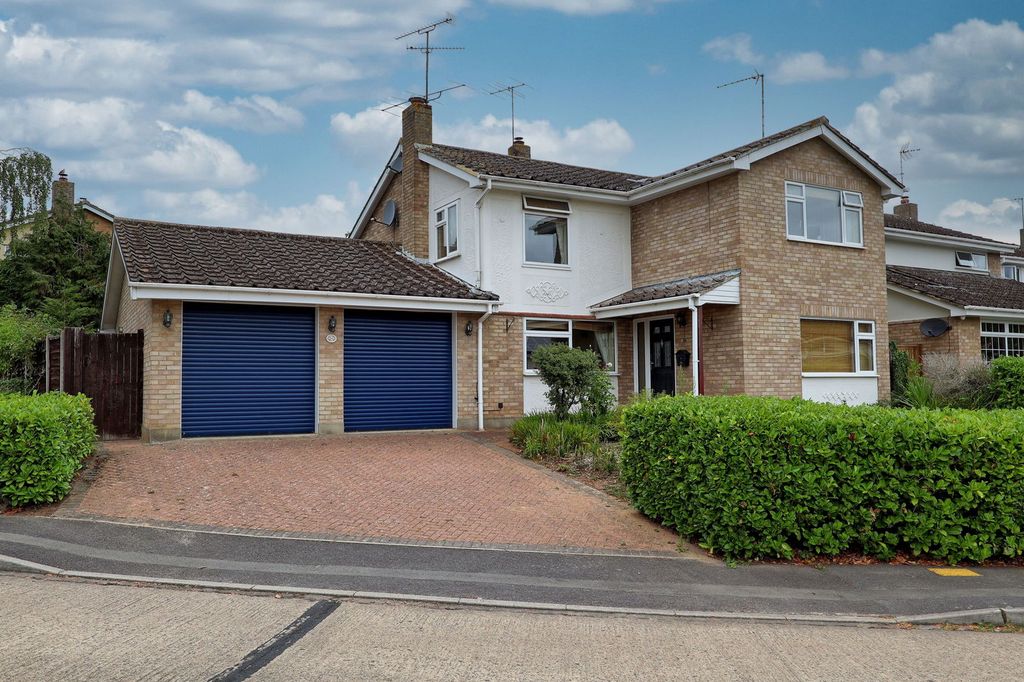 Property photo 1 of 37