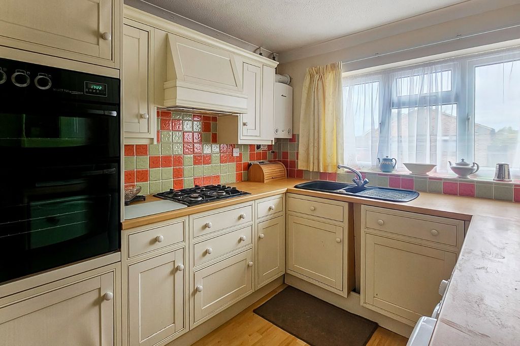 Property photo 2 of 14 Picture No. 02