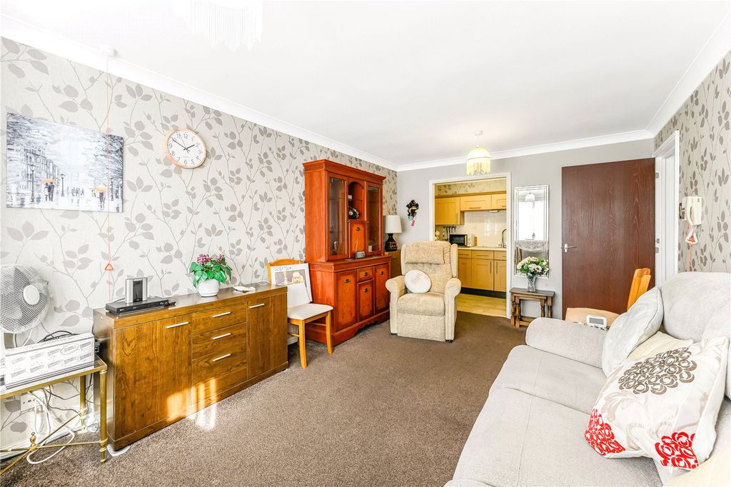 Property photo 3 of 9 Reception/Diner