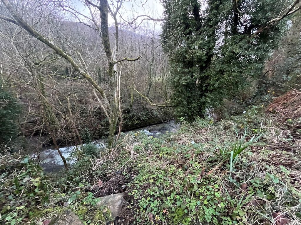 Property photo 3 of 3