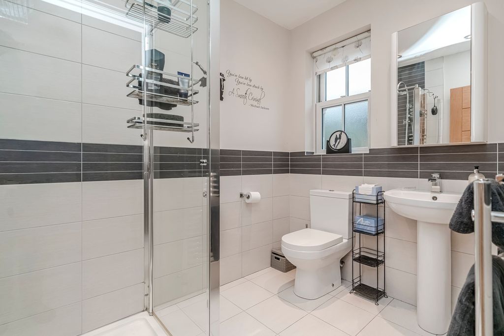 Additional image 26 of 6 bed detached house for saleFarington Lodge Gardens, Farington PR25