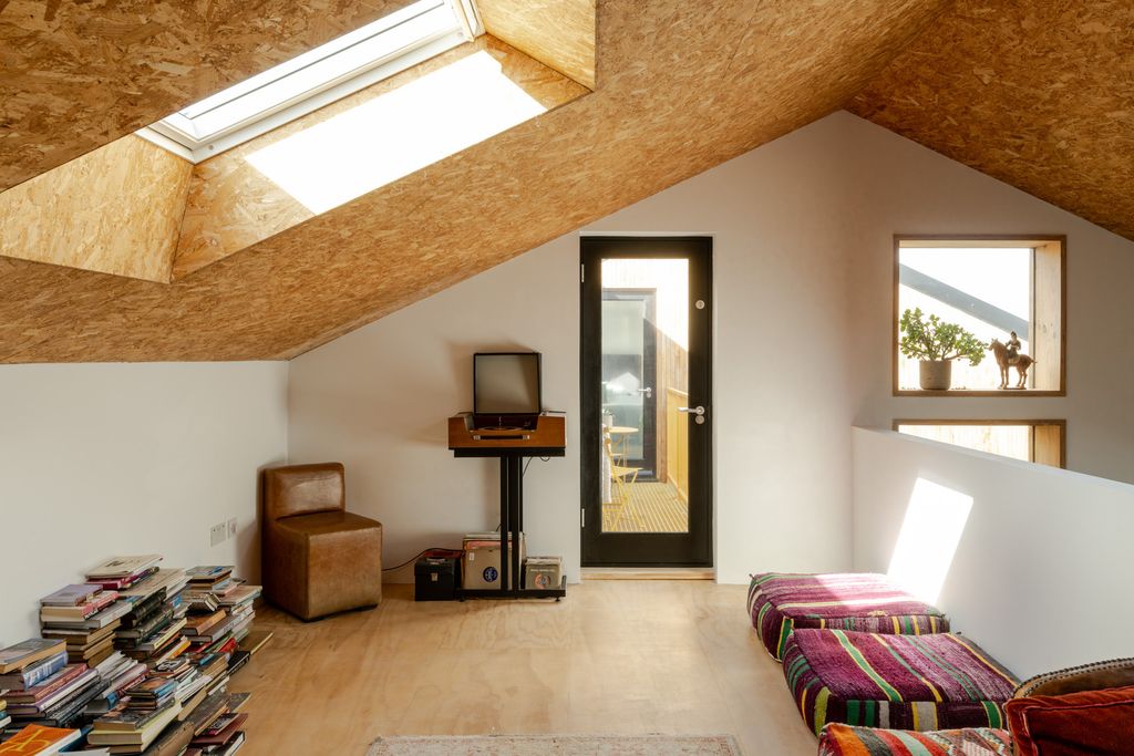 Property photo 3 of 21 236563 - 20241003-The-Works_Hythe_Tmh-26_Hi_Res.Jpg