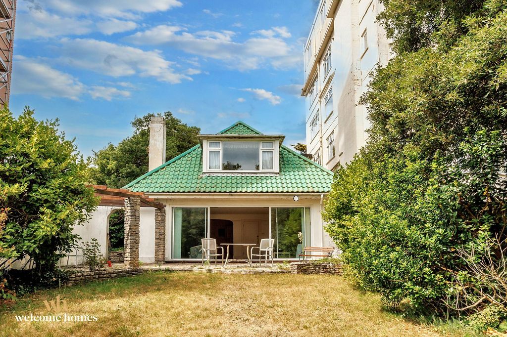 Property photo 2 of 19