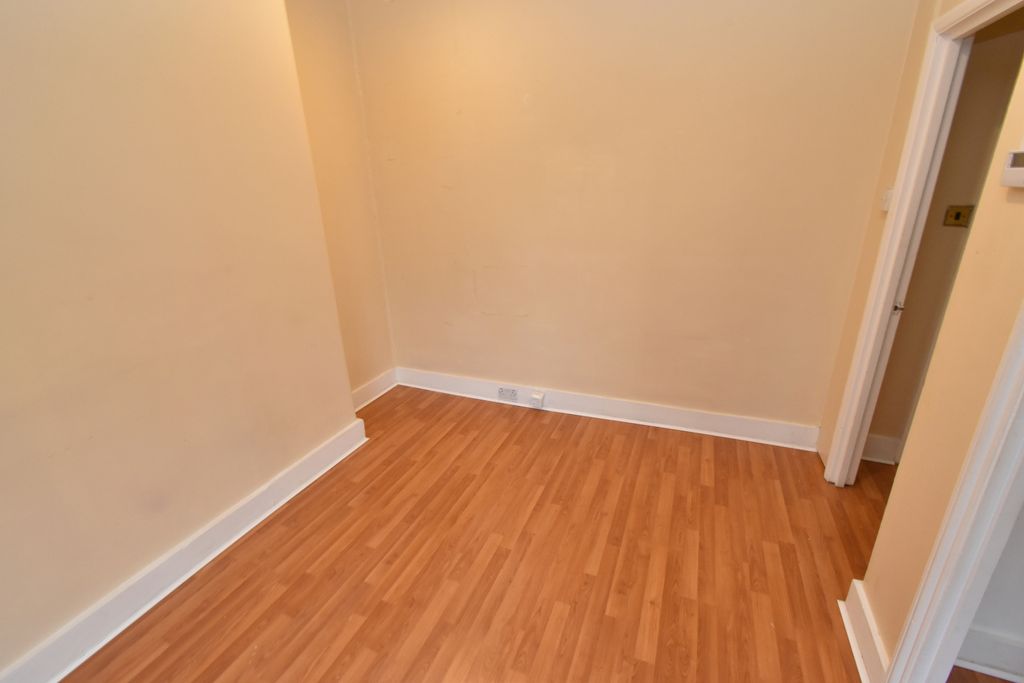 Property photo 3 of 10 Gallery