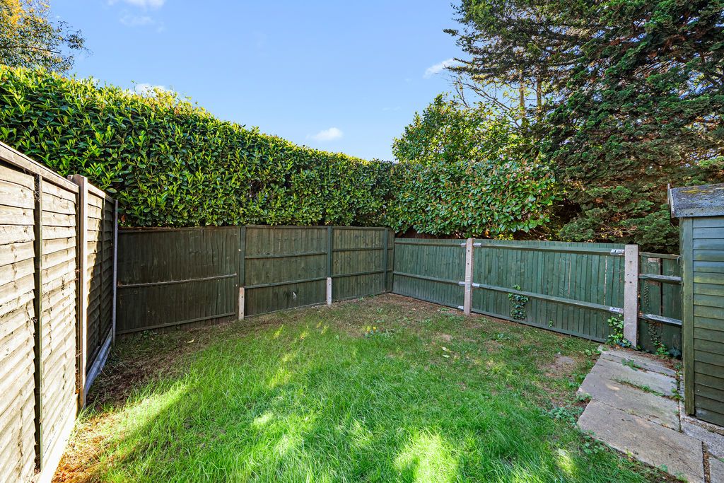 Property photo 2 of 12 Photo 11
