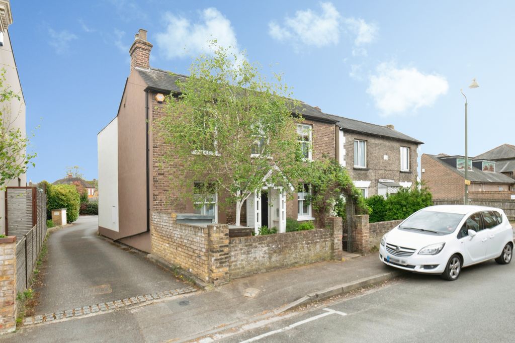 Property photo 2 of 20 The Property