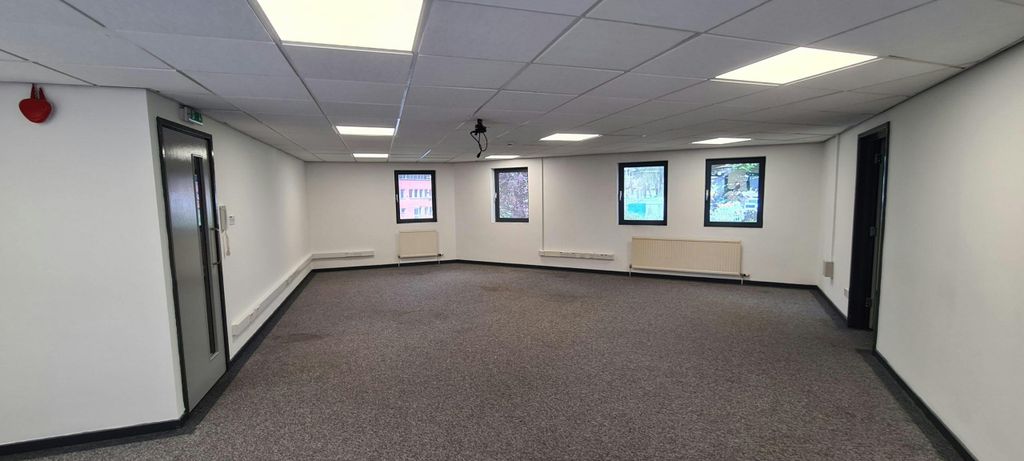 Property photo 3 of 14 Image 2