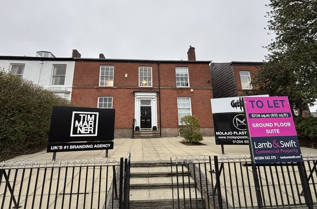 Property photo 1 of 7 Photo 8