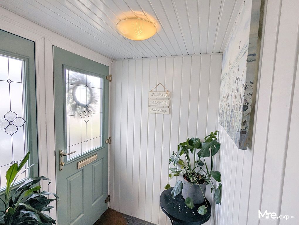 Property photo 2 of 30