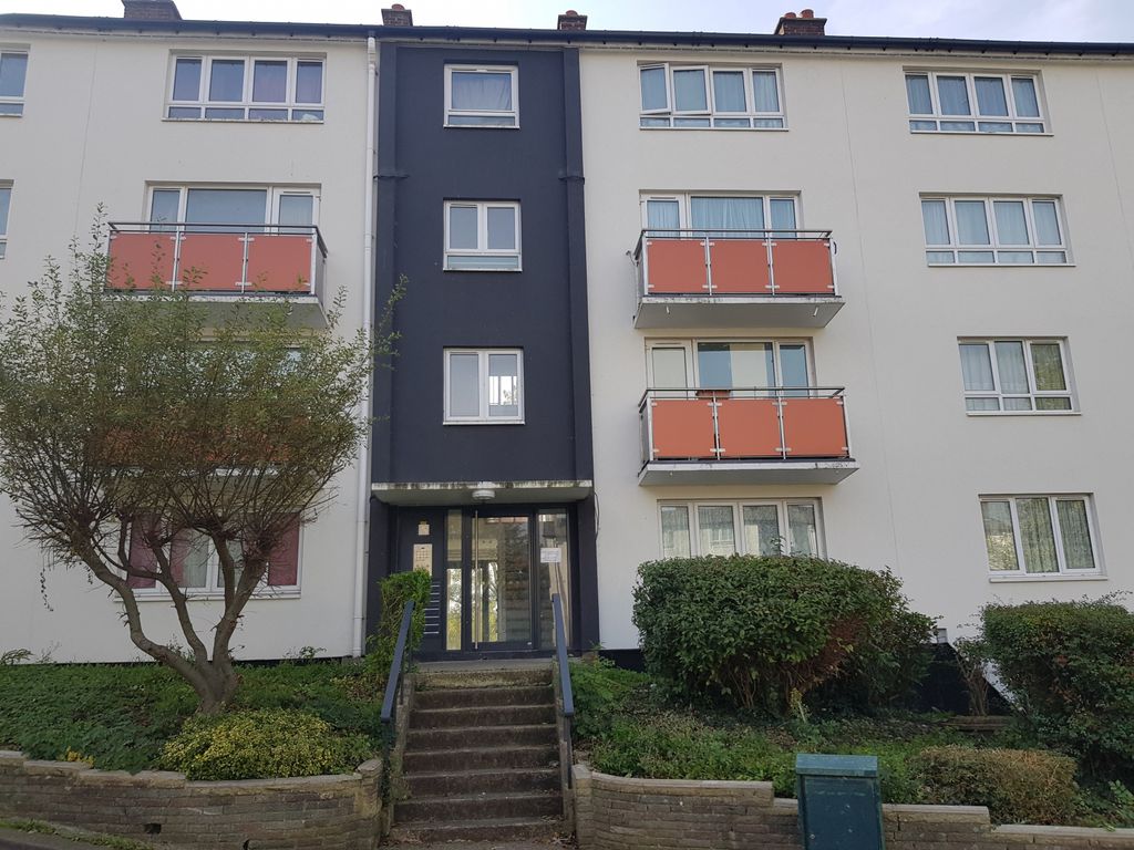 Property photo 1 of 1 A Well Presented Two Bedroom Flat