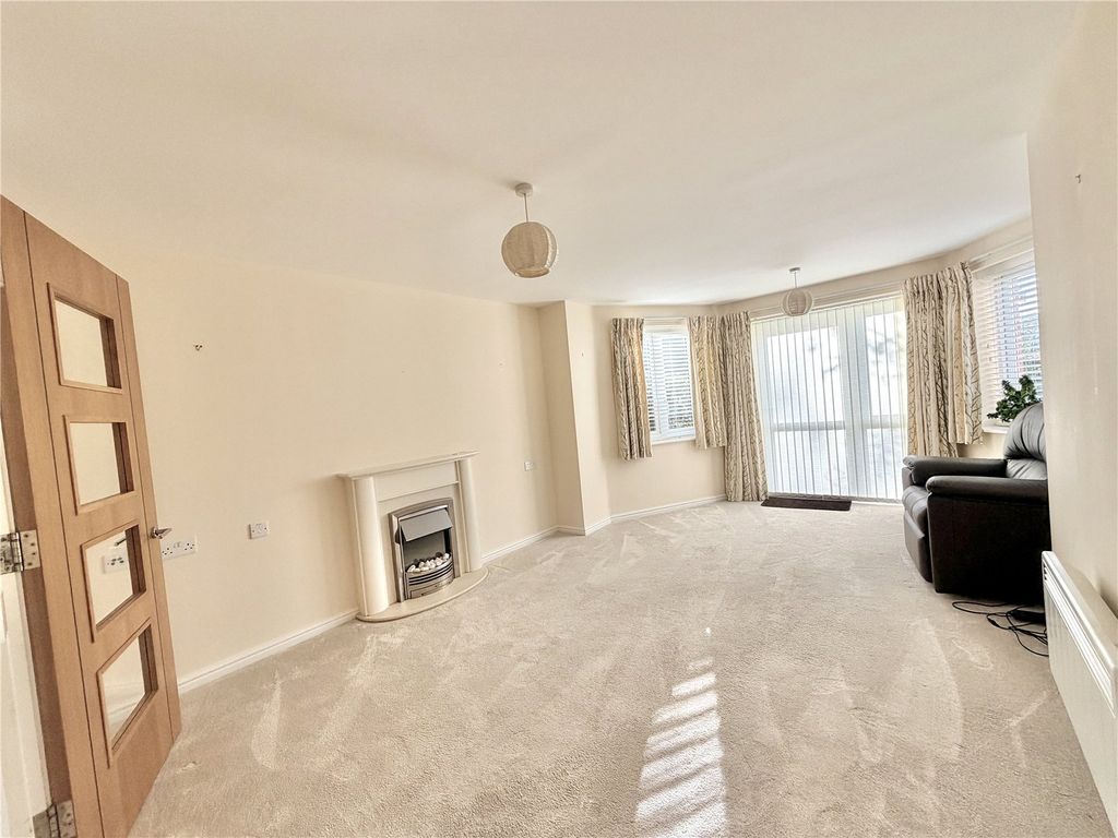 Property photo 3 of 10 Picture No. 05