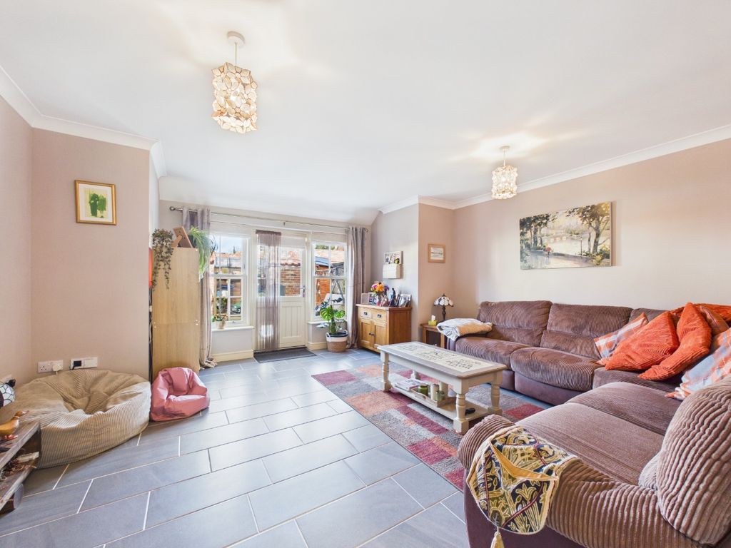 Property photo 3 of 15 5002787