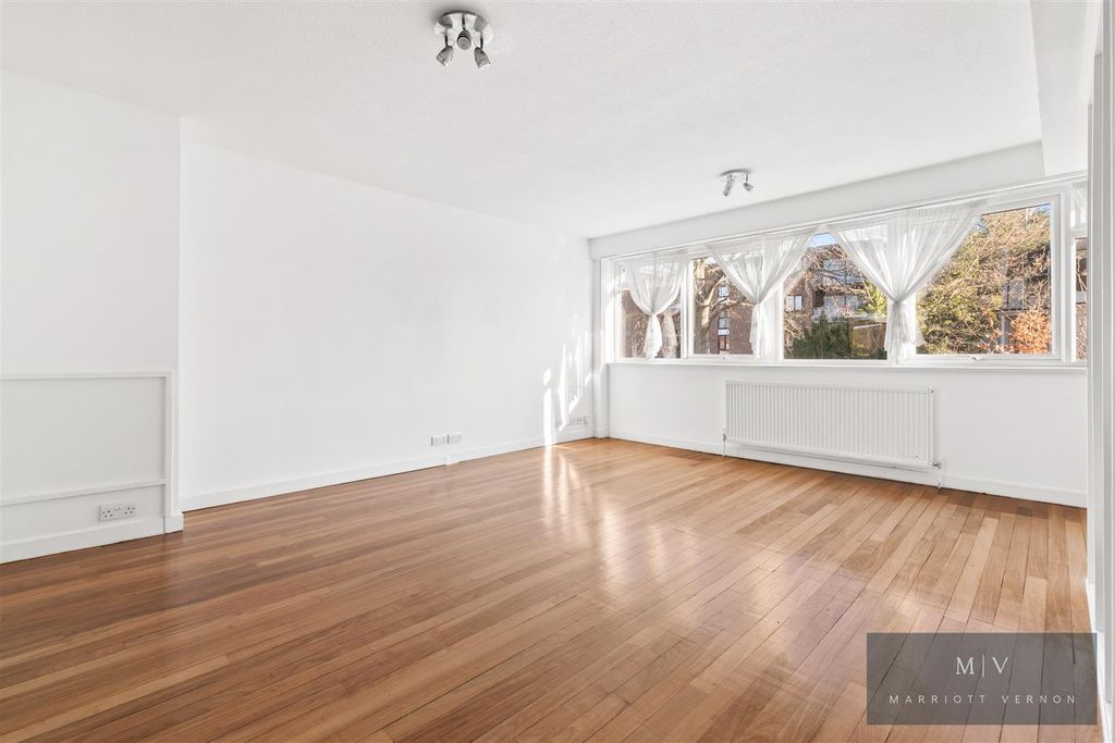 Property photo 2 of 14 Brownlow Road 20 MV-4.Jpg