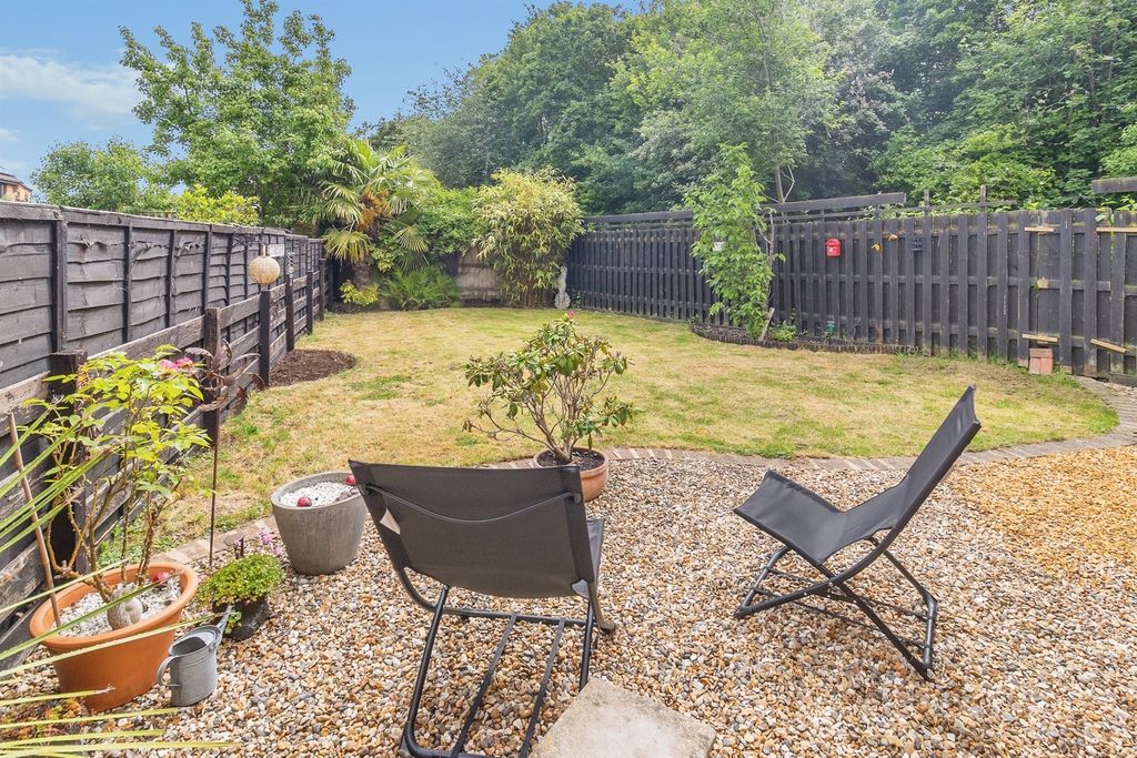 Property photo 3 of 19