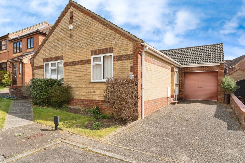 Property photo 1 of 16