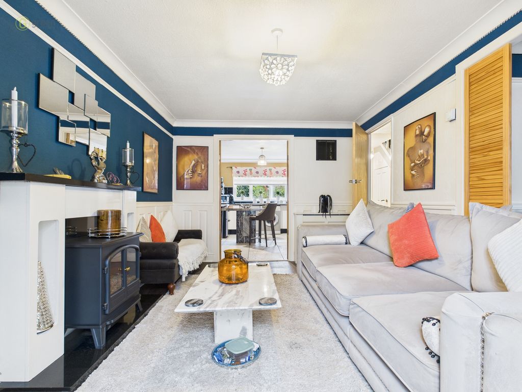 Property photo 2 of 48