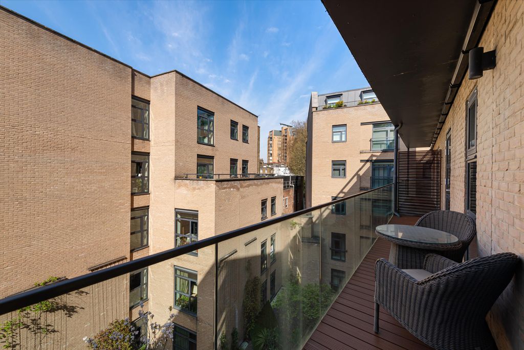 Property photo 2 of 12 Image