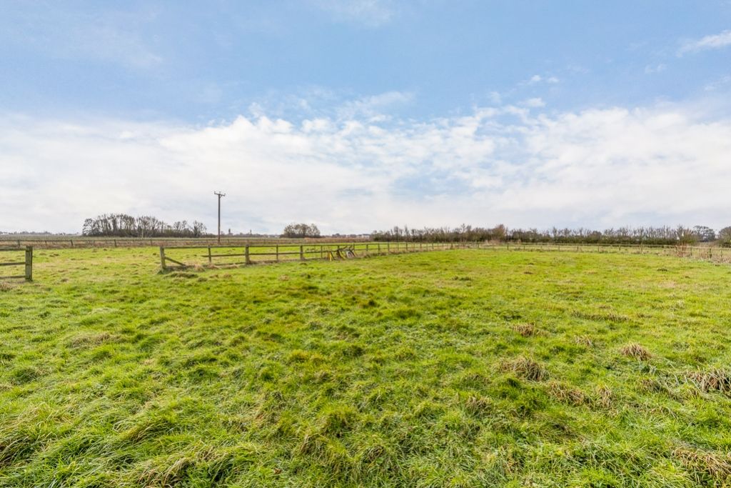 Property photo 2 of 51 Glebe Farm (Donington)-71