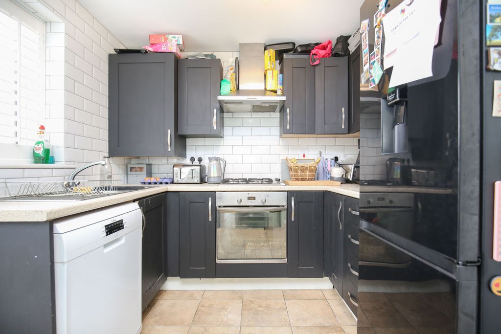 Property photo 3 of 17 Mw-8914