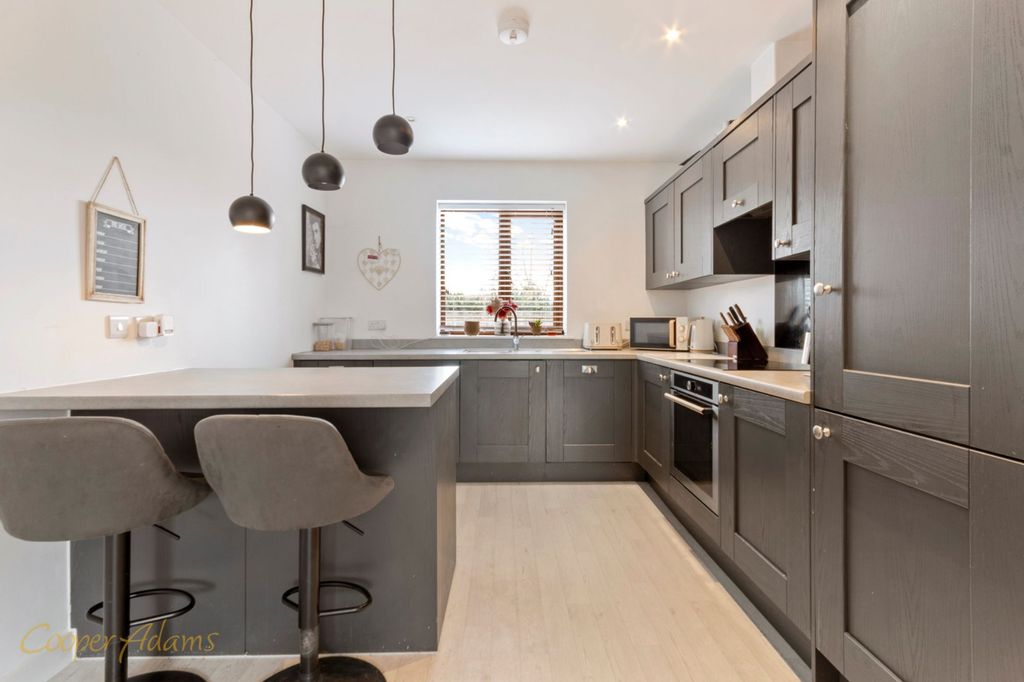 Property photo 2 of 13 Kitchen