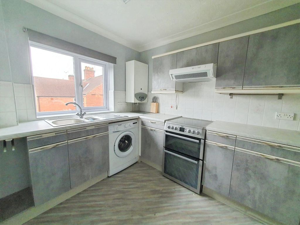Property photo 2 of 9
