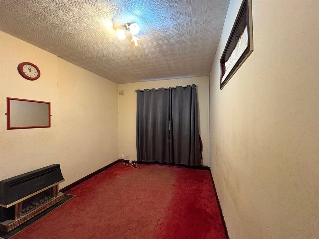 Property photo 3 of 9 Picture No. 06