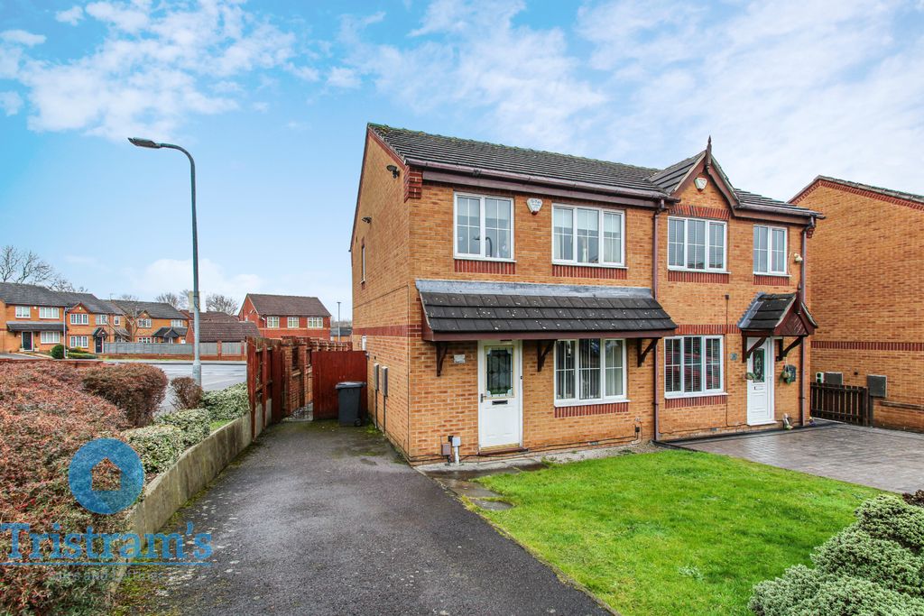 Property photo 1 of 17 Untitled Design - 2025-02-05T093408.579