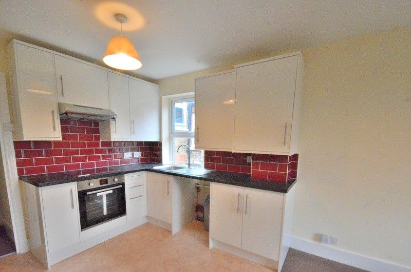 Property photo 2 of 6 Kitchen 