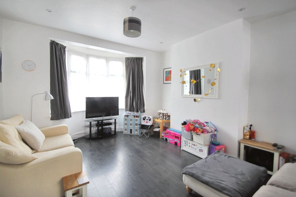 Property photo 2 of 15