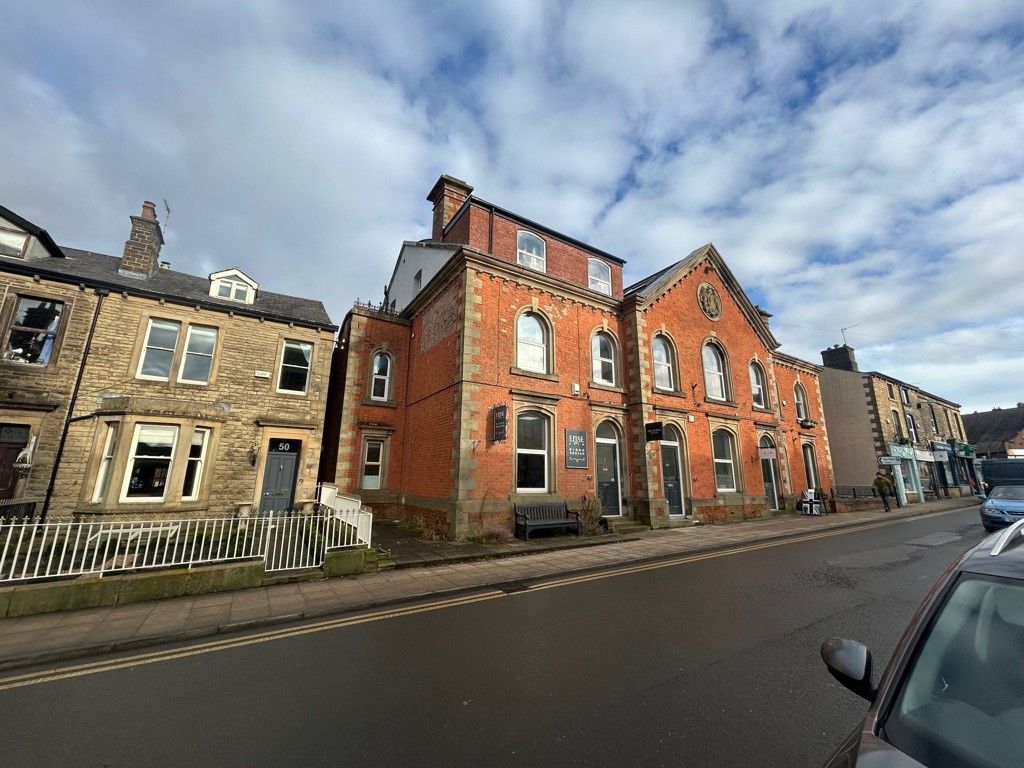 Property photo 1 of 8 1
