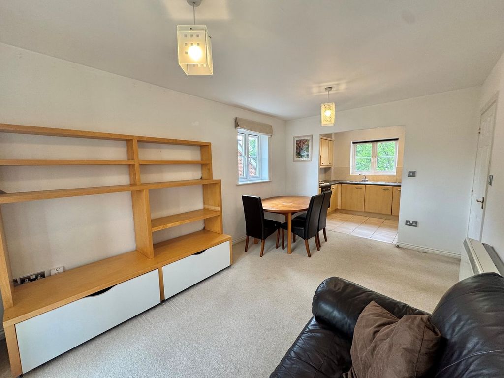 Property photo 3 of 13