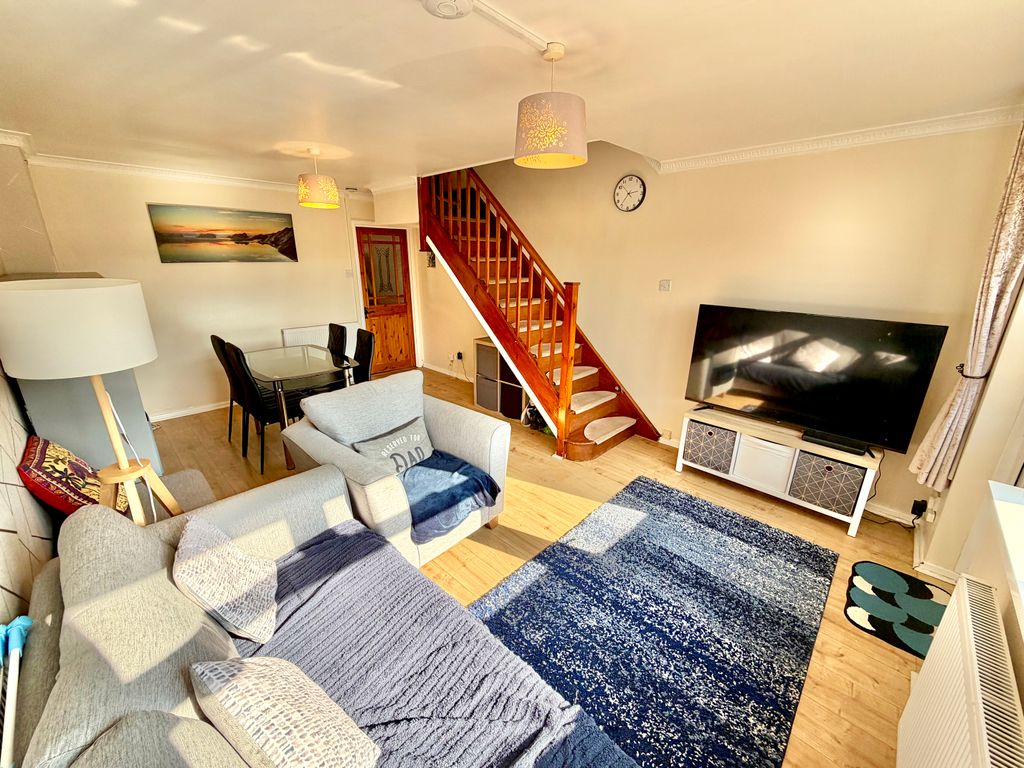 Property photo 2 of 15 Img_1514