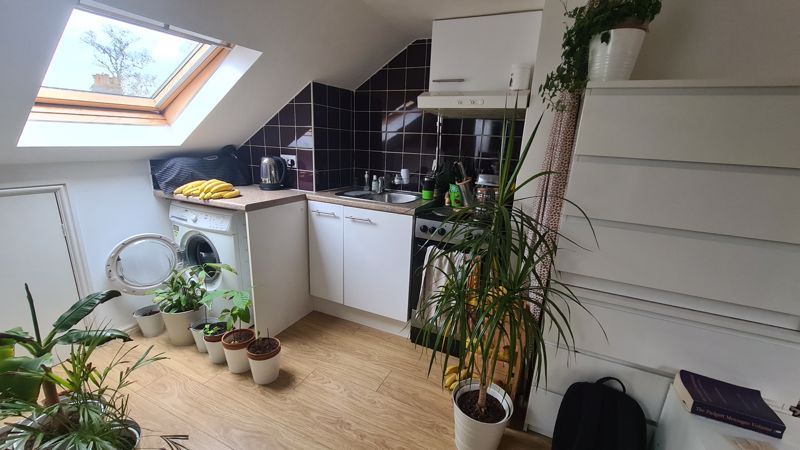 Property photo 3 of 6 Photo 13