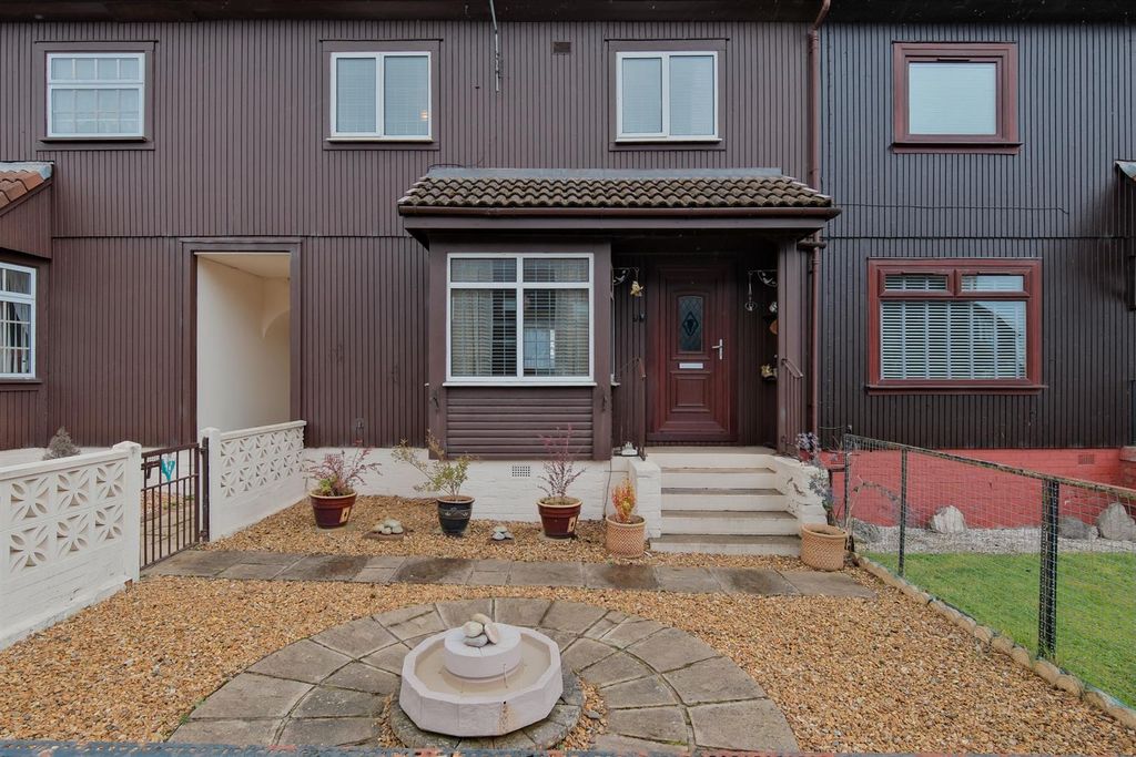 Property photo 3 of 36 003-17 Muirhouse Drive, Motherwell, ML1 2Nl.Jpg