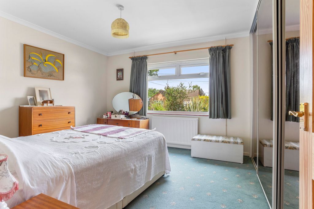 Additional image 13 of 3 bed detached bungalow for saleDryden Way, Liphook GU30