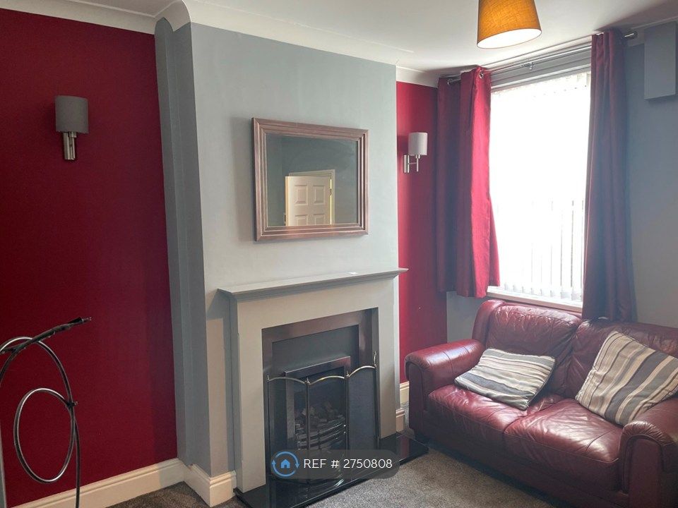 Property photo 2 of 18