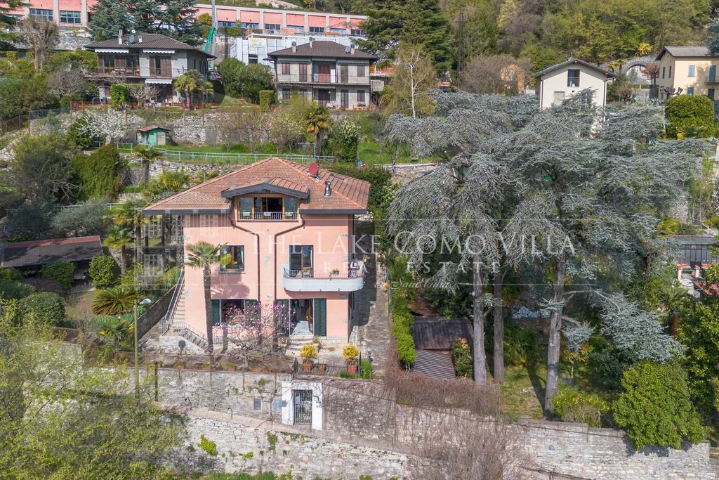 Property photo 2 of 60 The Lake Como Villa-Via Piave 7