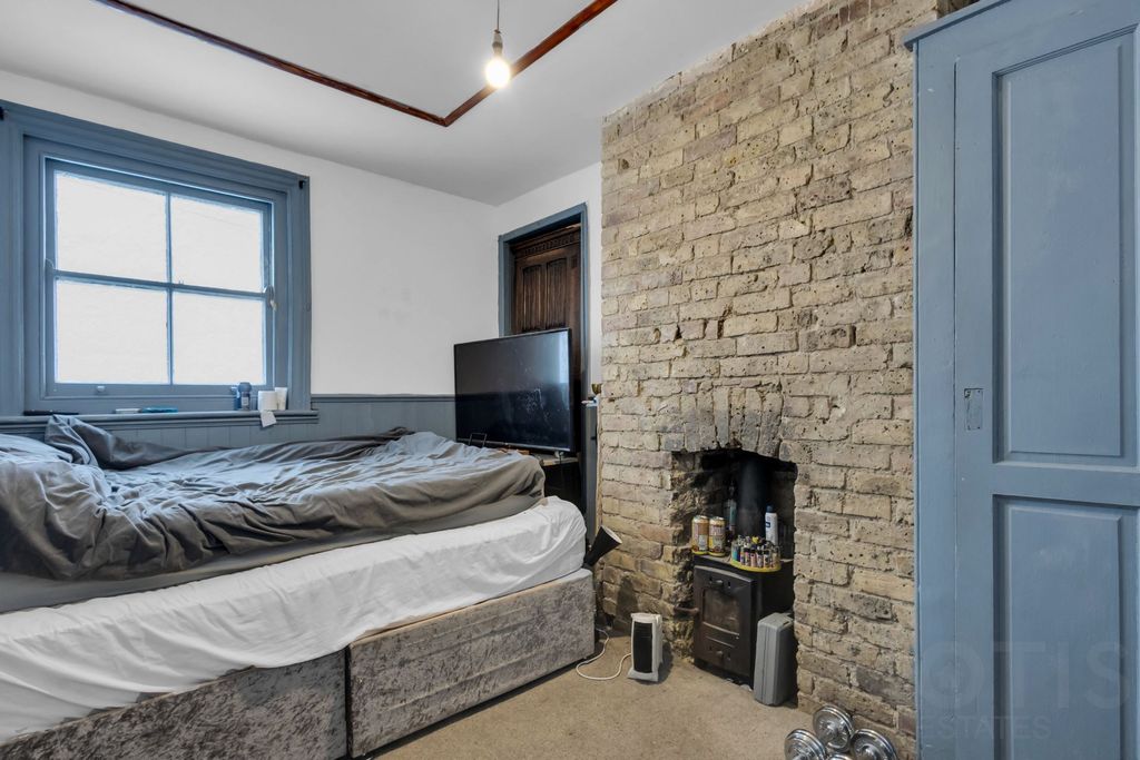 Additional image 13 of 10 bed semi-detached house for saleCheriton Road, Folkestone CT20