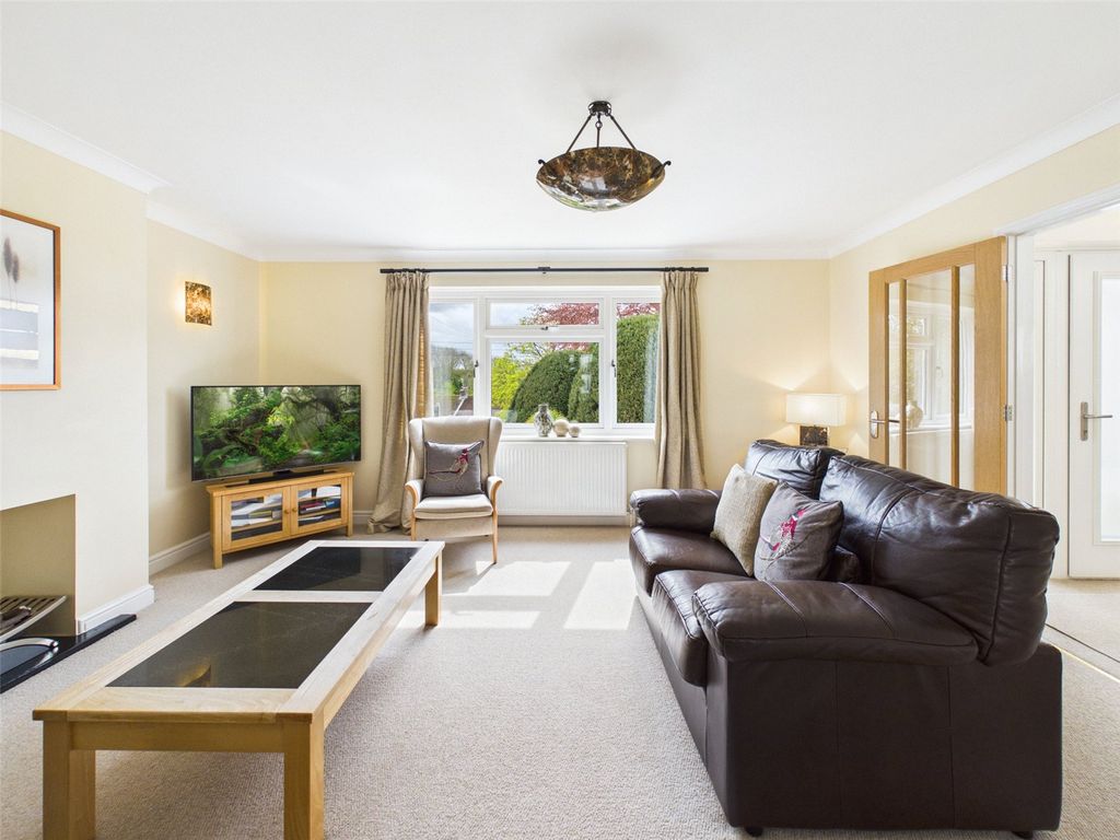 Property photo 3 of 19 Picture No. 36